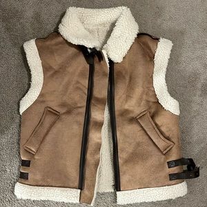 Fluffy fall vest. Never worn. Small oversized fit